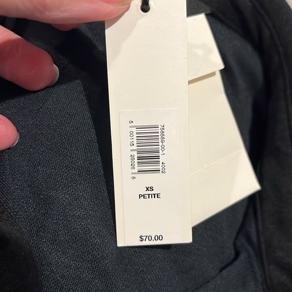 NWT Banana Republic Essential Black Long Sleeved Polo Size XS Petite. - Picture 8 of 8